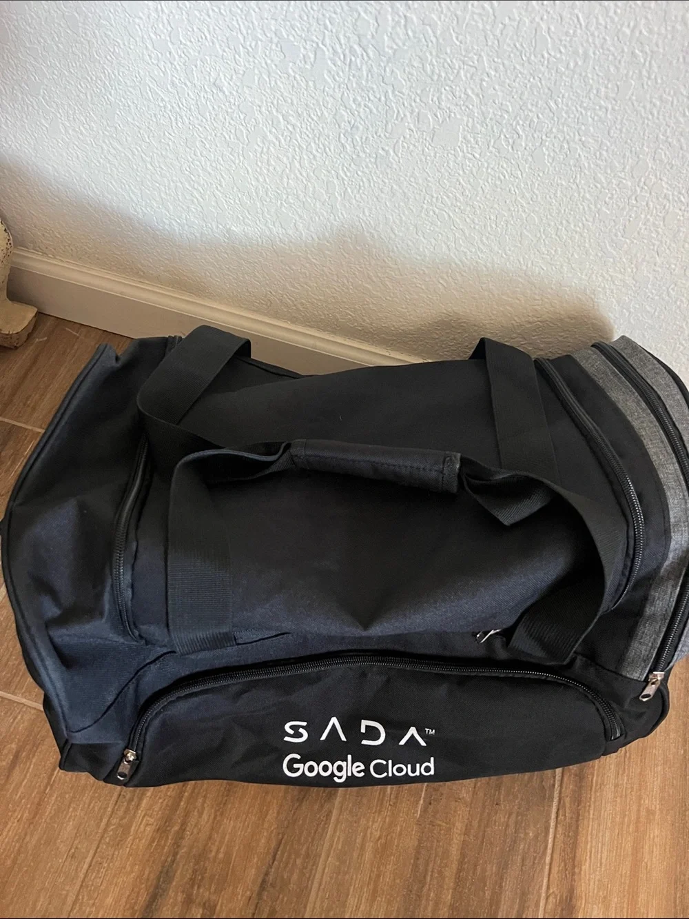 Swag Google cloud sada Black Men’s Duffel Bag travel gym 18x10x11 z4